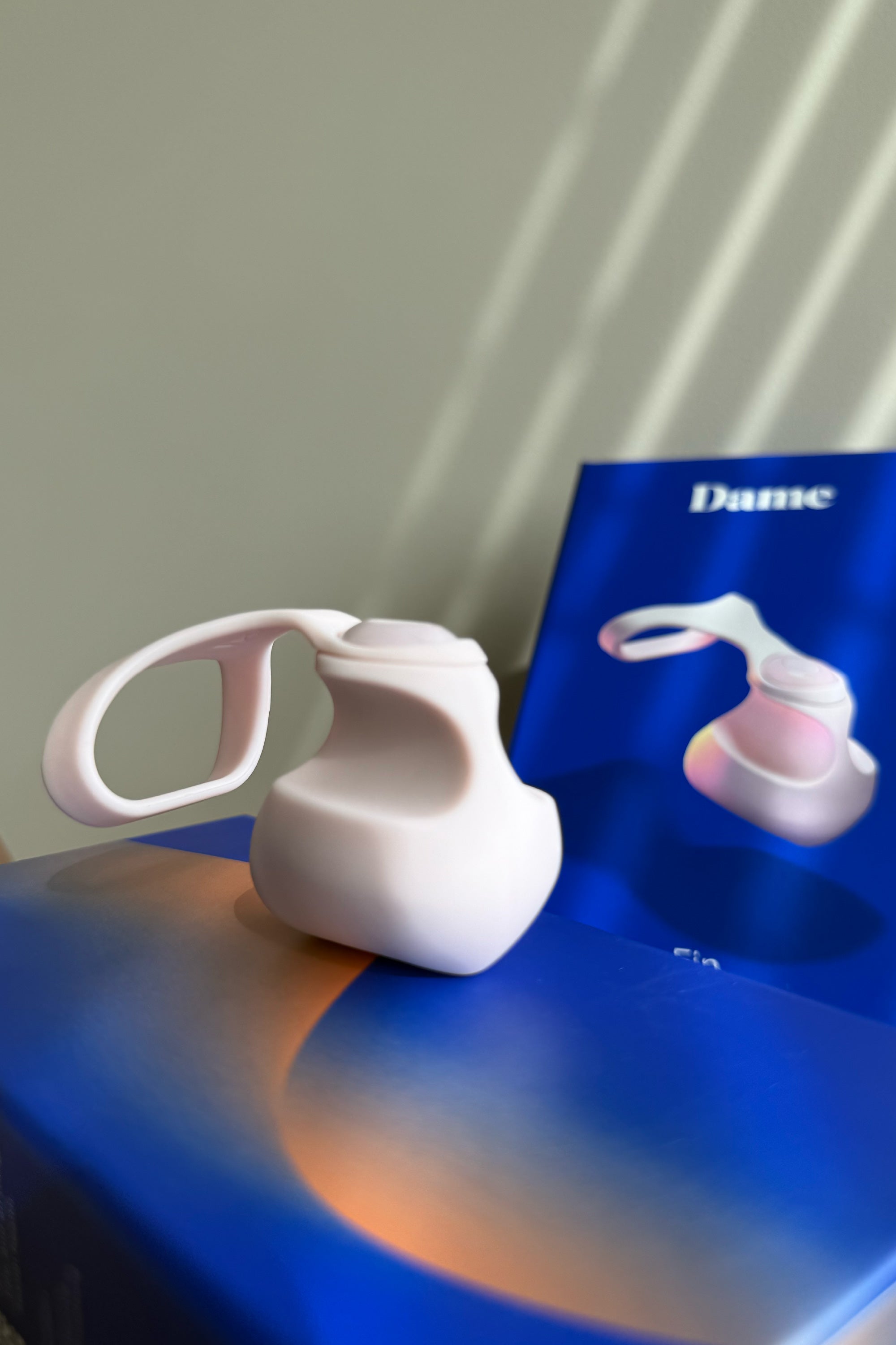 Finger Vibrator by DAME