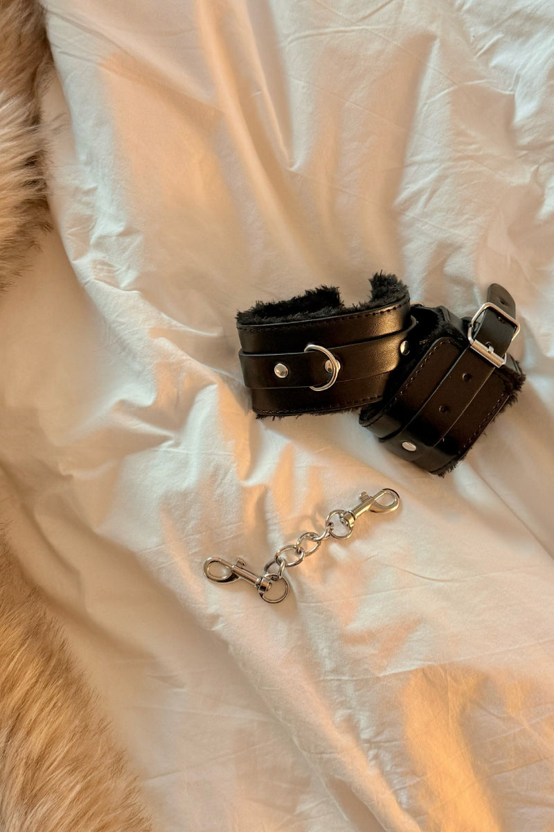 Handcuffs – Soft Restraint