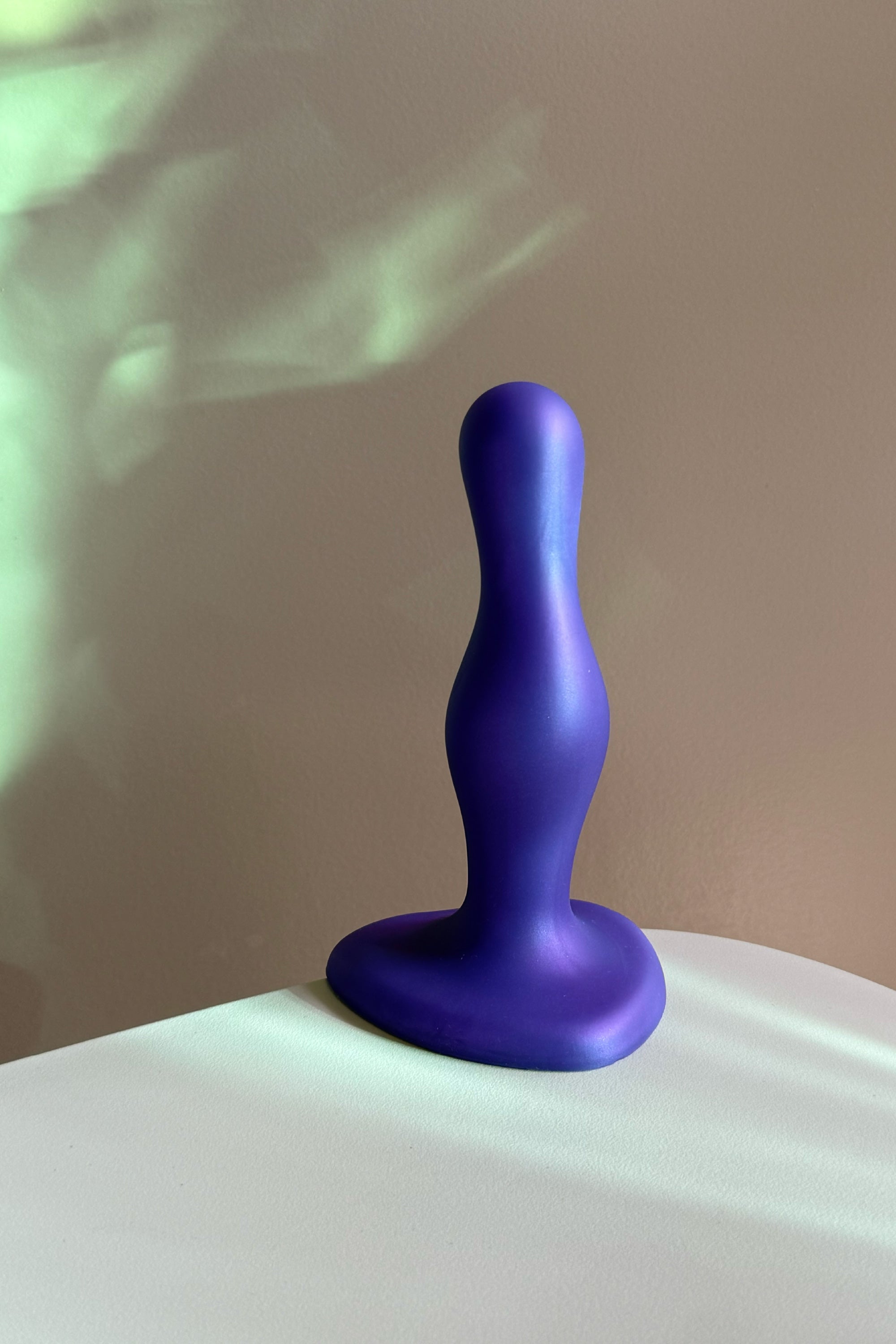 Dildo Plug Curvy The Ultimate Soft Silicone for G-Spot & Prostate Stimulation